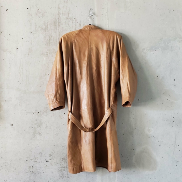 VINTAGE Mario Valentino Lux Leather Trench Coat - Toffee Brown (S/M) - Picture 5 of 7